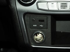 柯兰多 2014款 2.0L 自动 两驱豪华导航版 5座
