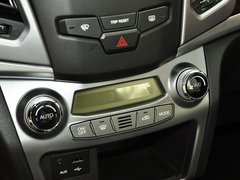 柯兰多 2014款 2.0L 自动 四驱豪华导航版 5座
