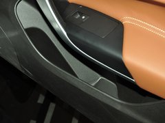 君威 2014款 2.0T 自动 GS纵情运动版