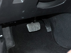 君威 2014款 2.4L 自动 SIDI豪华时尚型