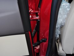 君威 2014款 2.4L 自动 SIDI精英时尚型