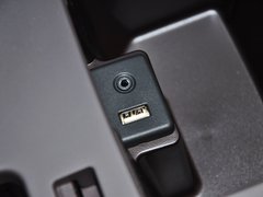 君威 2014款 2.4L 自动 SIDI精英时尚型