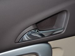 君威 2014款 2.0L 自动 领先时尚型