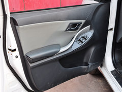 众泰Z300 2014款 1.5L 手动 豪华型