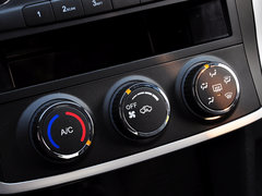 众泰Z300 2014款 1.5L 手动 豪华型