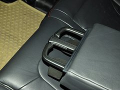 哈弗H6 2013款 升级版 2.4L 自动 两驱 尊贵型 5座