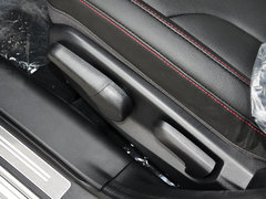哈弗H6 2013款 升级版 2.4L 自动 两驱 精英型 5座