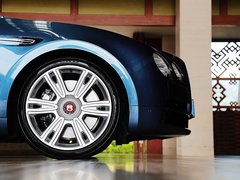 飞驰 2013款 6.0T 自动 W12 豪华版