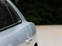 飞驰 2013款 6.0T 自动 W12 豪华版