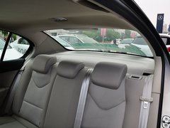 标致408 2013款 2.0L 自动 车载互联豪华版