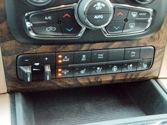RAM Trucks霸王龙 2014款 5.7L 长角版