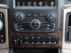 RAM Trucks霸王龙 2014款 5.7L 长角版