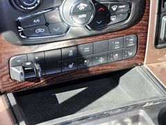 RAM Trucks霸王龙 2014款 5.7L 长角版