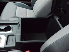 坦途 2014款 5.7L SR5 TRD版