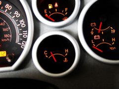 坦途 2014款 5.7L SR5 TRD版