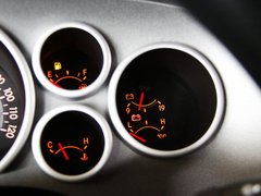 坦途 2014款 5.7L SR5 TRD版
