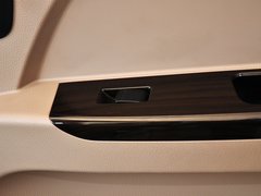 五菱荣光 2014款 1.2L S 标准型