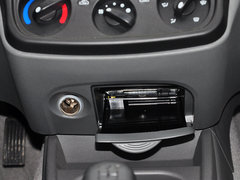 五菱宏光 2013款 1.5L 基本型L2B