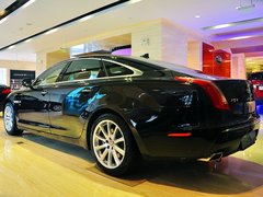 捷豹XJ 2014款 XJL 3.0 SC 四驱全景商务版