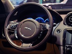 捷豹XJ 2014款 XJL 3.0 SC 四驱全景商务版