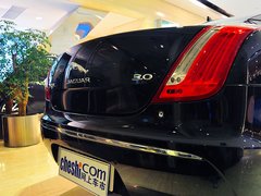 捷豹XJ 2014款 XJL 3.0 SC 四驱全景商务版