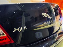 捷豹XJ 2014款 XJL 3.0 SC 四驱全景商务版