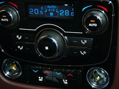 捷豹XJ 2014款 XJL 3.0 SC 四驱全景商务版
