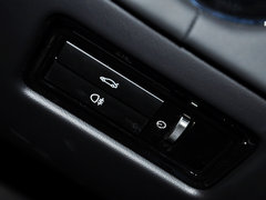 捷豹XJ 2013款 3.0SC 自动 四驱 旗舰商务版