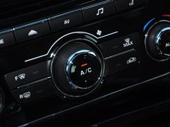 捷豹XJ 2014款 XJL 3.0 SC 四驱全景商务版