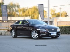 捷豹  XJL 3.0 SC 车辆右侧45度角