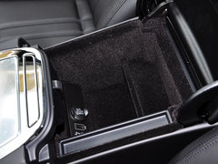 捷豹XJ 2015款 XJL 2.0T 两驱典雅商务版