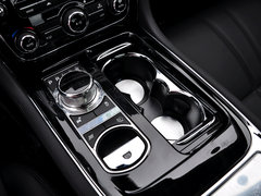 捷豹XJ 2015款 XJL 2.0T 两驱典雅商务版