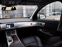 捷豹XF 2014款 XF 3.0 SC 风华版