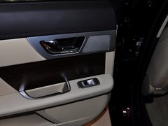 捷豹XF 2014款 XF 2.0T 风华版