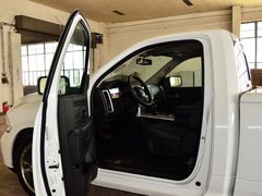 RAM Trucks霸王龙 2014款 Ram1500 5.7L R/T 改装两门版