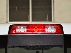 RAM Trucks霸王龙 2014款 Ram1500 5.7L R/T 改装两门版