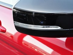 揽胜极光（进口） 2014款 2.0T 5门圣诞限量版 5座