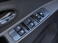 智尚S30 2014款 1.5L 手动 豪华型 5座