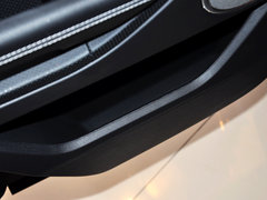 揽胜极光（进口） 2014款 2.0T 5门 耀动版 5座