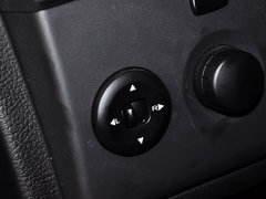荣威W5 2014款 1.8T 2WD 胜域特装版