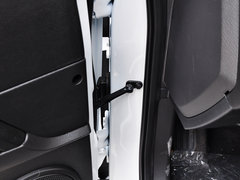 荣威W5 2014款 1.8T 2WD 胜域特装版