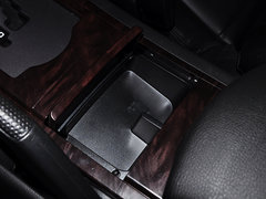 荣威W5 2014款 1.8T 4WD 豪域特装版
