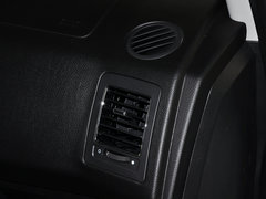 荣威W5 2014款 1.8T 4WD 豪域特装版