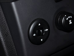 荣威W5 2014款 1.8T 4WD 豪域特装版