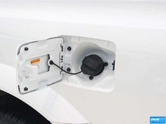 荣威W5 2014款 1.8T 4WD 豪域特装版