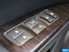荣威W5 2014款 1.8T 4WD 豪域特装版