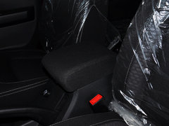 北京BJ40 2014款 2.4L 手动 穿越版