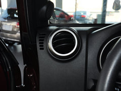 北京BJ40 2014款 2.4L 手动 穿越版