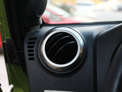北京BJ40 2014款 2.4L 手动 穿越版