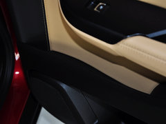 凯迪拉克SRX 2014款 3.0L 豪华型 5座